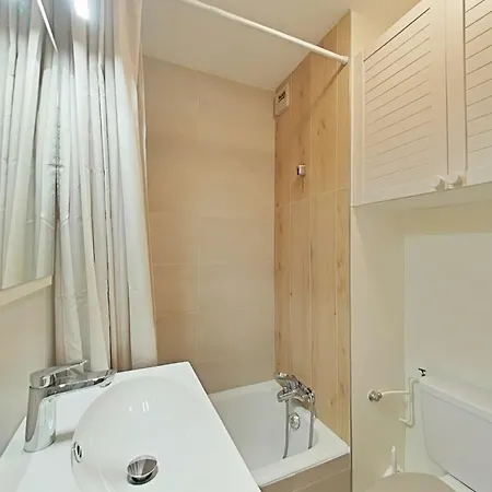 Confortable - 4 Pers, Parking, Animaux Acceptes - Fr-1-241-97 Apartment